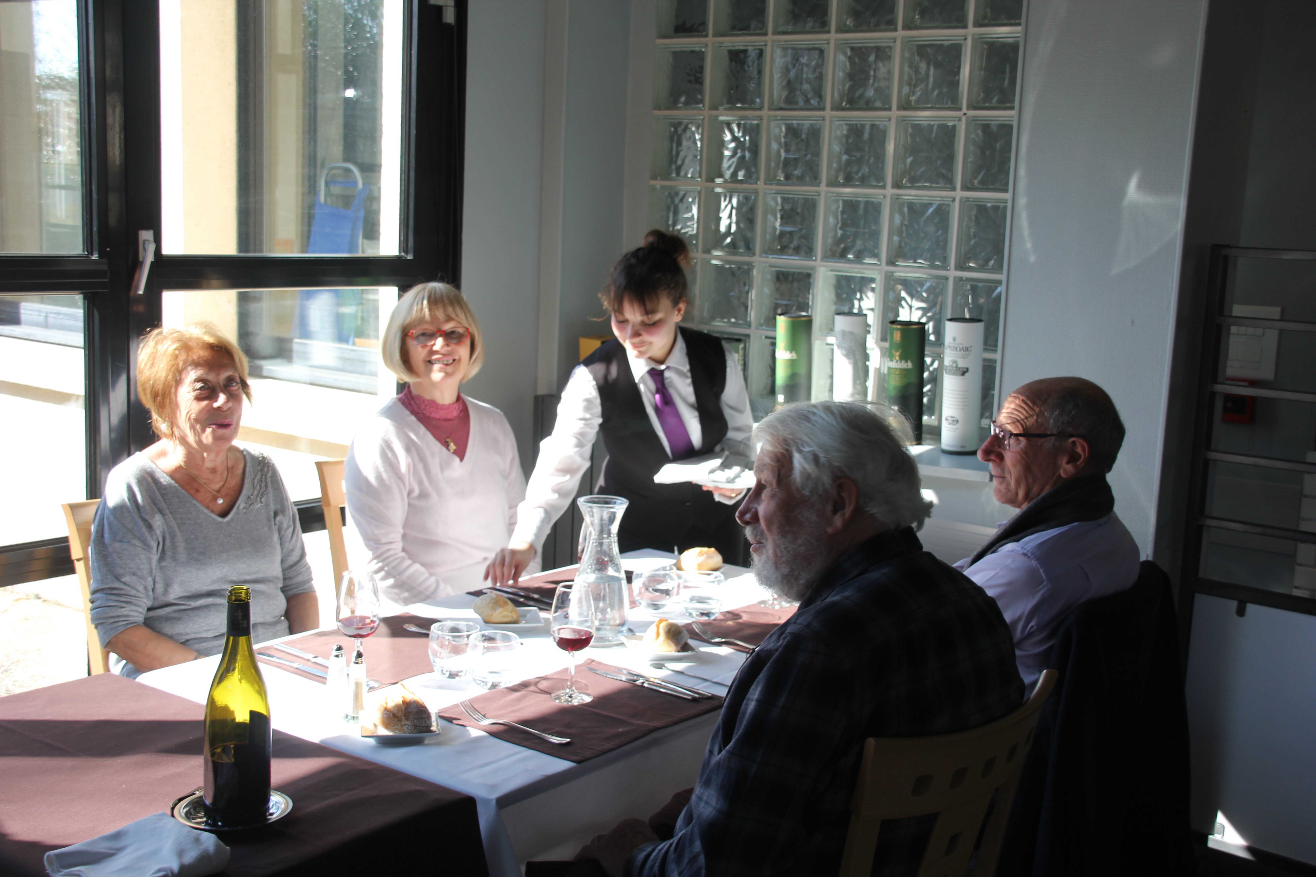 CLIENTS RESTAURANT (8)