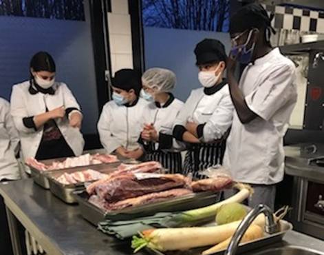 41030934 les lyceens de premiere annee de cap cuisine de jea 5106204