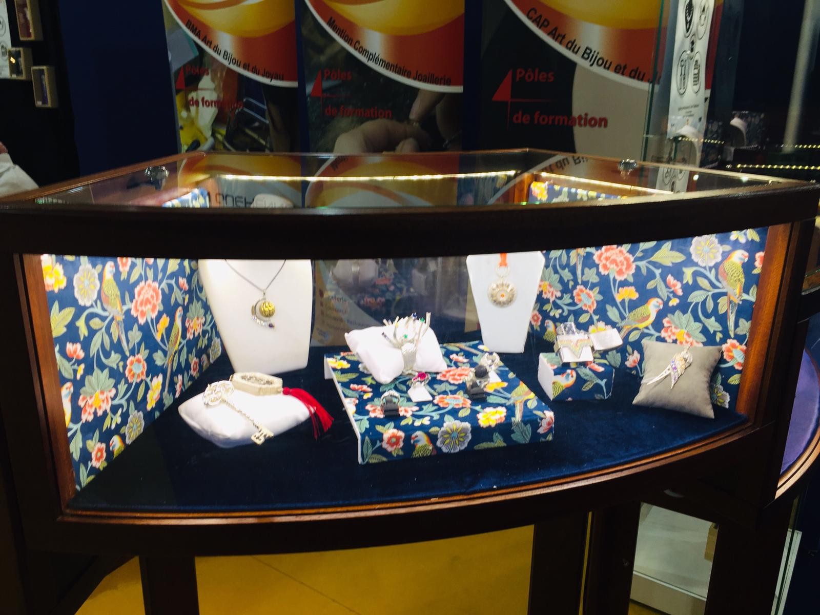 salon_orleans11 image Salon Orleans11